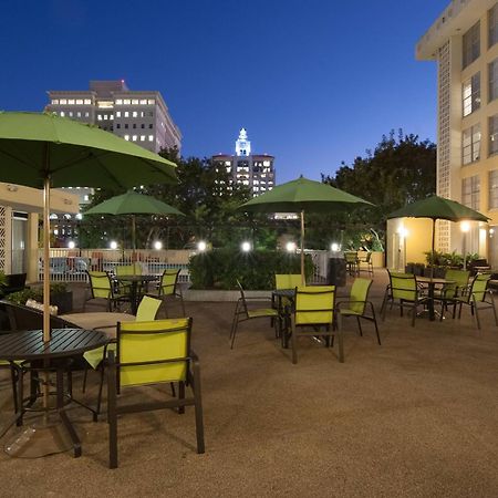 Courtyard Miami Coral Gables Hotel Ngoại thất bức ảnh