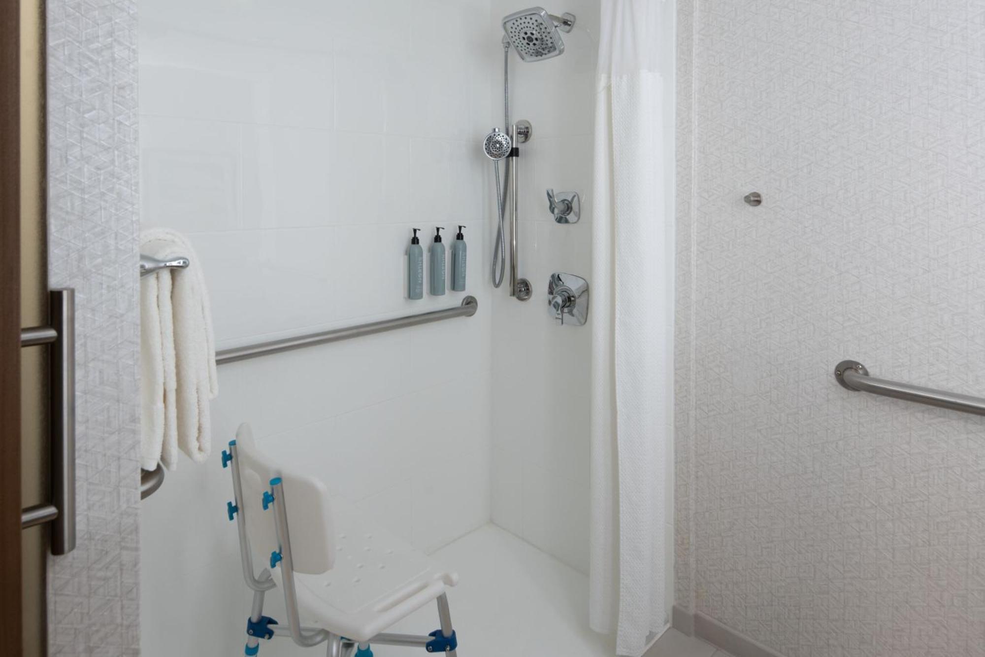 Courtyard Miami Coral Gables Hotel Ngoại thất bức ảnh