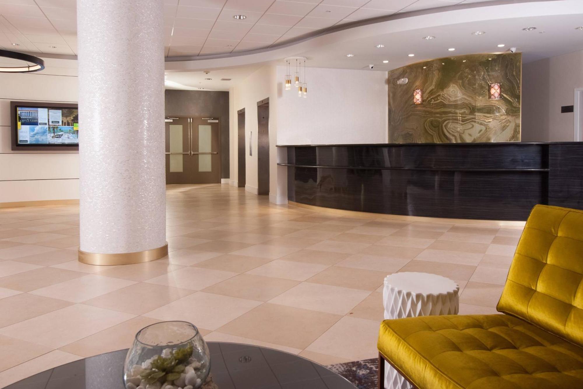 Courtyard Miami Coral Gables Hotel Ngoại thất bức ảnh