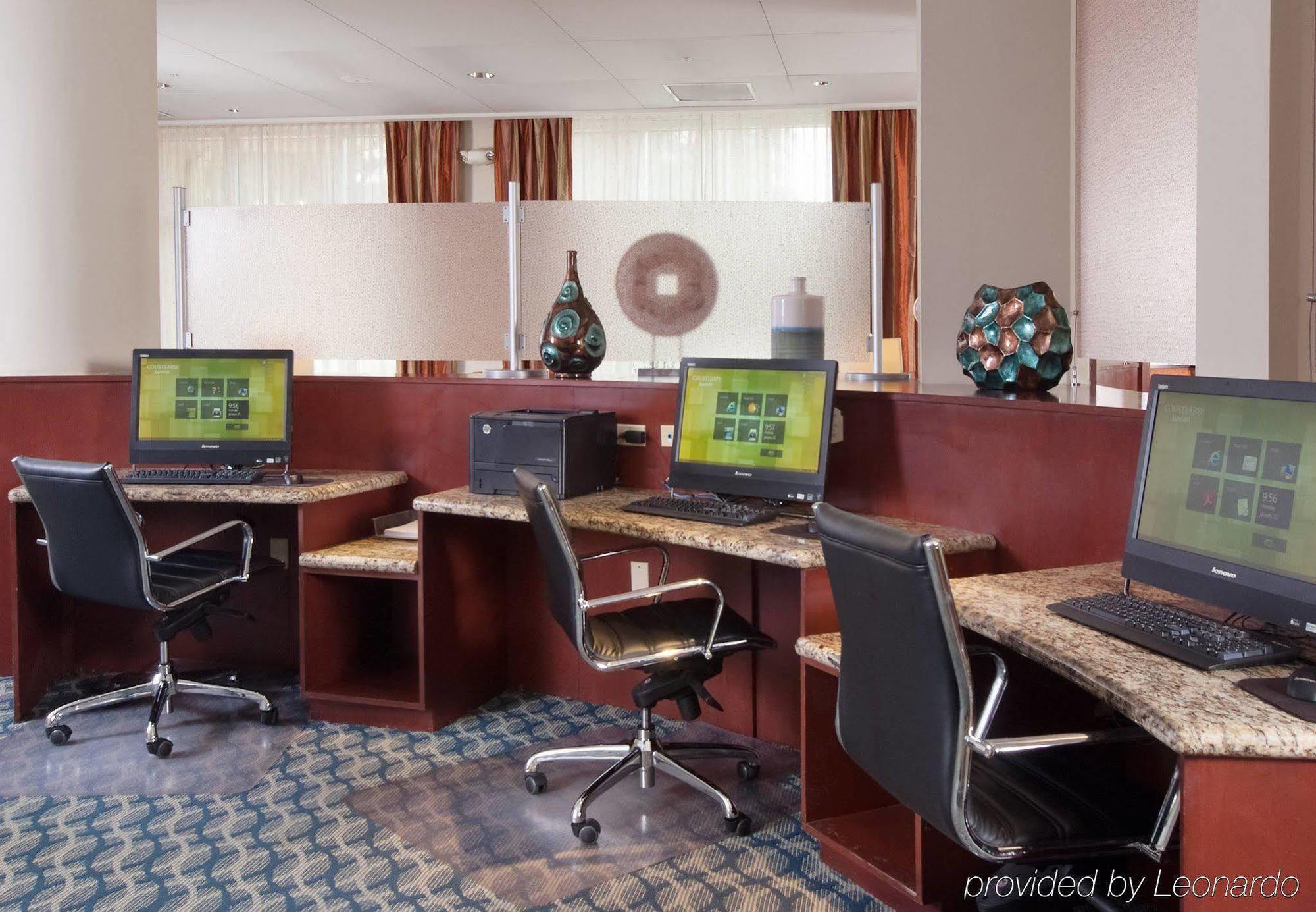 Courtyard Miami Coral Gables Hotel Ngoại thất bức ảnh