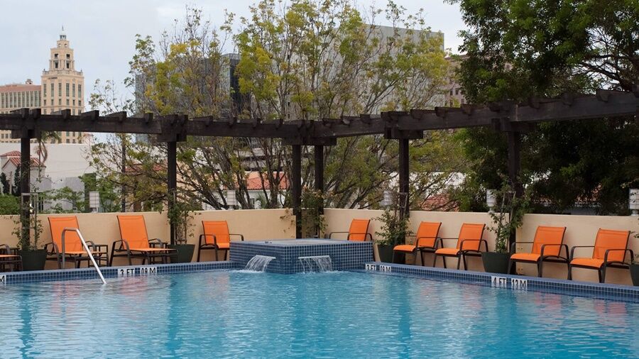 Courtyard Miami Coral Gables Hotel Ngoại thất bức ảnh